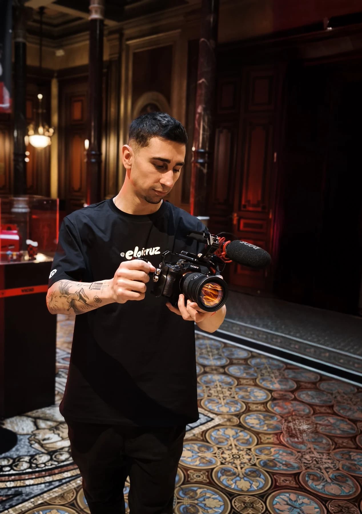 Eloi Cruz con camara